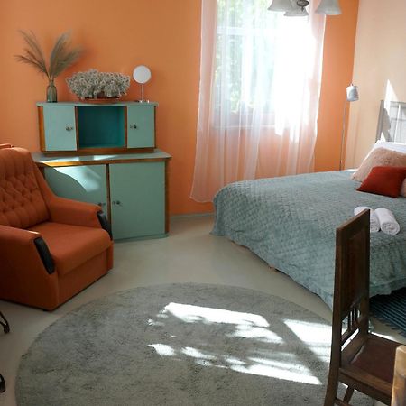 Uliha Apartamenti Liepāja Extérieur photo